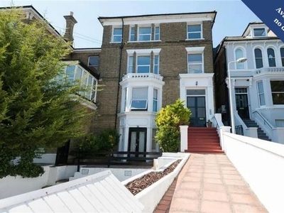 Property to rent in 14 The Vale, Broadstairs CT10