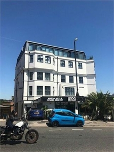 Flat to rent in 4 Terrace Road, Bournemouth BH2