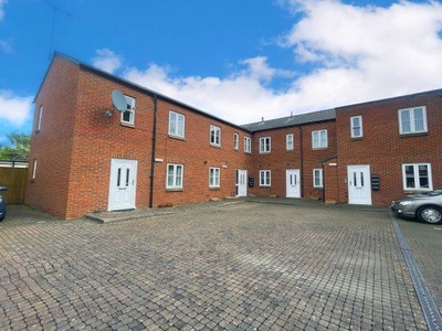 Flat to rent in Hanover Place, Cheltenham GL50
