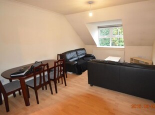 Flat to rent in Park Lodge, 7-9 Alexander Road South, Whalley Range, Manchester M16