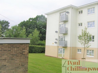 Flat to rent in Rosemary Close, Coventry CV4