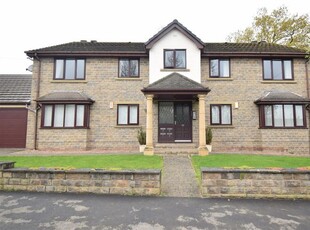 Flat to rent in Sandal Hall Close, Wakefield WF2