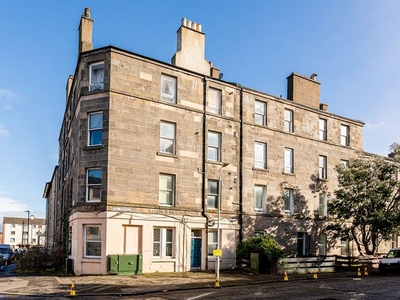 Flat to rent in Spey Terrace, Pilrig, Edinburgh EH7