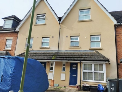Property to rent in Carisbrooke Close, Stevenage SG2