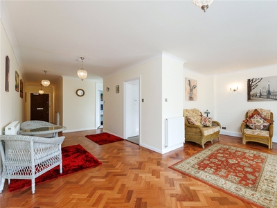 Putney Hill, London, SW15 2 bedroom flat/apartment in London