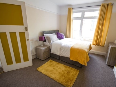 Room to rent in Fourth Avenue, Bristol BS7