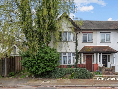 Rosemary Avenue, Finchley, London, N3 4 bedroom house in Finchley