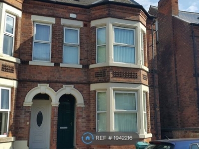 Semi-detached house to rent in Gloucester Avenue, Nottingham NG7