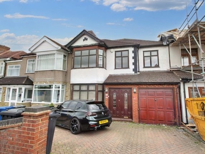 Semi-detached house to rent in Roding Lane North, Woodford Green IG8