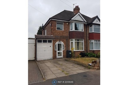 Semi-detached house to rent in Woodlands Farm Road, Birmingham B24