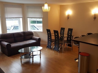 Flat to rent in Old Christchurch Road, Bournemouth BH1