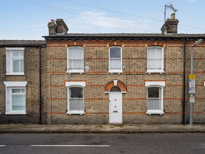 Terraced house for sale in John Street, Cambridge CB1