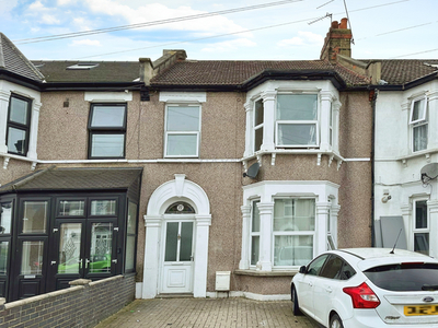 Terraced house for sale in Park Road, Ilford IG1