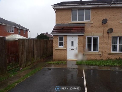 Terraced house to rent in Blackmoor Close, Darlington DL1