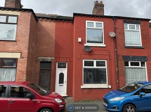 Terraced house to rent in New Barton Street, Salford M6