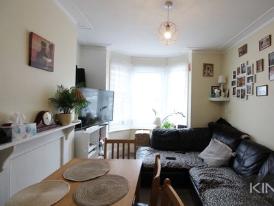 Terraced house to rent in Sydney Road, Southampton SO15