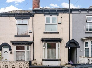 Terraced house to rent in Witney Street, Sheffield S8