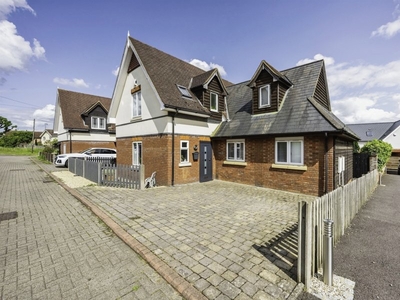 The Stables, Ampthill, Bedford - 4 bedroom detached house