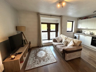 1 Bed Flat/Apartment To Rent in London Road, Worcester, WR5 - 417