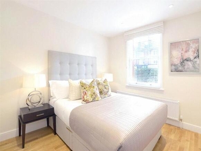 1 Bedroom Apartment For Rent In King Street, Hammersmith