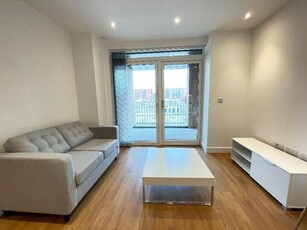 1 Bedroom Flat For Rent In Hoy Close, London