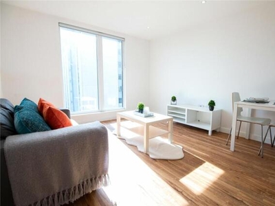 1 Bedroom Flat For Rent In Salford Quays, Greater Manchester