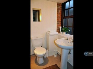 1 Bedroom Flat Share For Rent In Stoke-on-trent
