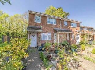 1 Bedroom Maisonette For Sale In Horton