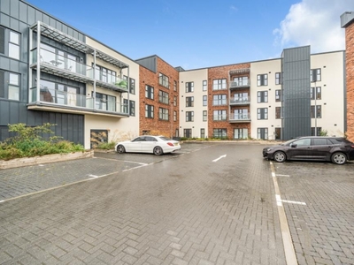 2 Bed Flat/Apartment For Sale in Graven Hill, Bicester, Oxfordshire, OX25 - 5106055