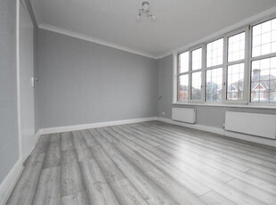 2 Bedroom Apartment For Rent In Beckenham