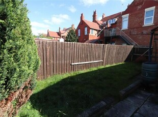 2 Bedroom Apartment For Rent In Hoylake, Wirral