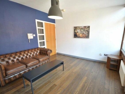 2 Bedroom Apartment For Rent In Manchester City Centre, Manchester