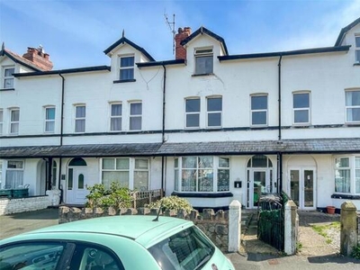 2 Bedroom Apartment For Sale In Colwyn Bay, Conwy