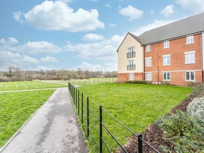 2 Bedroom Apartment For Sale In Crawley