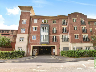2 Bedroom Apartment For Sale In Maidenhead, Berkshire