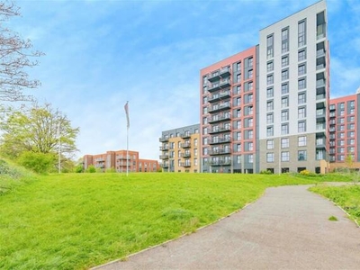 2 Bedroom Apartment For Sale In Meridian Way, Southampton