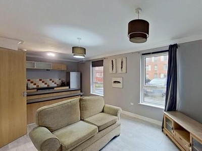 2 Bedroom Flat For Rent In Edinburgh, Midlothian