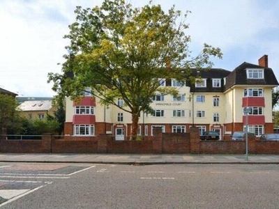 2 Bedroom Flat For Sale In Springfield Road, Kingston Upon Thames