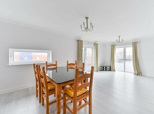 2 Bedroom Flat For Sale In Sutton