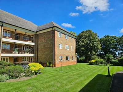 2 Bedroom Retirement Property For Sale In Winchmore Hill