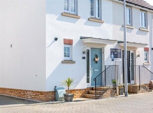 2 Bedroom Semi-detached House For Sale In Roundswell, Barnstaple