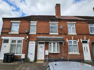 2 Bedroom Terraced House For Rent In Blackheath, West Midlands