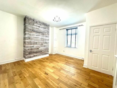 2 Bedroom Terraced House For Rent In Walkden, Greater Manchester