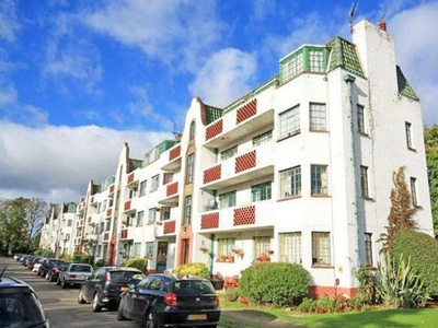 3 Bedroom Apartment For Rent In Ealing
