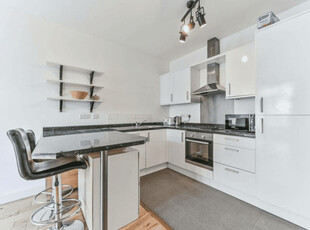 3 Bedroom Apartment For Rent In Mitcham