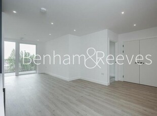 3 Bedroom Apartment For Rent In Wembley