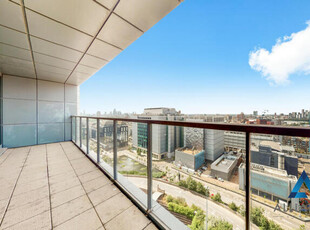 3 Bedroom Apartment For Sale In 6 Blackwall Way, London