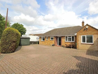 3 Bedroom Bungalow For Sale In Bedford, Bedfordshire