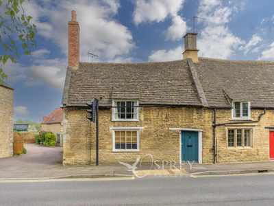 3 Bedroom Cottage For Sale In Oundle, Northamptonshire