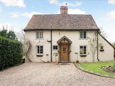 3 Bedroom Detached House For Sale In Watford, Hertfordshire